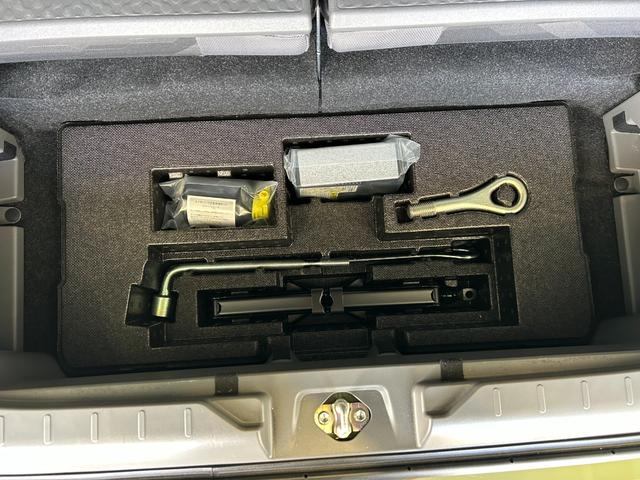 タフトＧナビ　ドラレコ　ＥＴＣ　衝突被害軽減ブレーキ　コ−ナ−センサ−　アイドリングストップ機能　フロントシ−トヒ−タ−　プッシュボタンスタ−ト　電動パーキング　バックカメラ（奈良県）の中古車