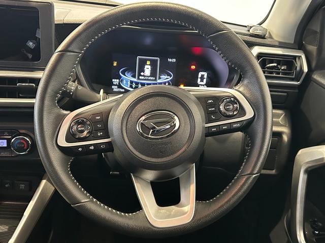 ロッキープレミアムＧパノラマモニタ−対応　衝突被害軽減ブレーキ　コ−ナ−センサ−　クル−ズコントロ−ル　フロントシ−トヒ−タ−　電動パーキング　アイドリングストップ機能（奈良県）の中古車