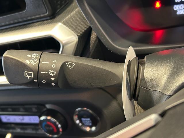 ロッキープレミアムＧパノラマモニタ−対応　衝突被害軽減ブレーキ　コ−ナ−センサ−　クル−ズコントロ−ル　フロントシ−トヒ−タ−　電動パーキング　アイドリングストップ機能（奈良県）の中古車