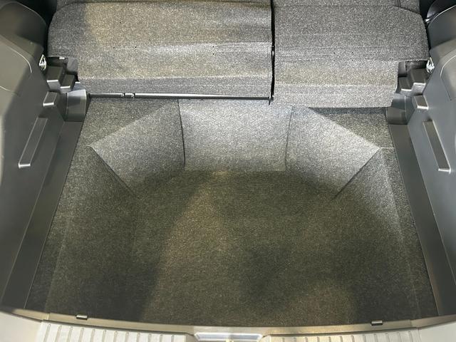 ロッキープレミアムＧパノラマモニタ−対応　衝突被害軽減ブレーキ　コ−ナ−センサ−　クル−ズコントロ−ル　フロントシ−トヒ−タ−　電動パーキング　アイドリングストップ機能（奈良県）の中古車