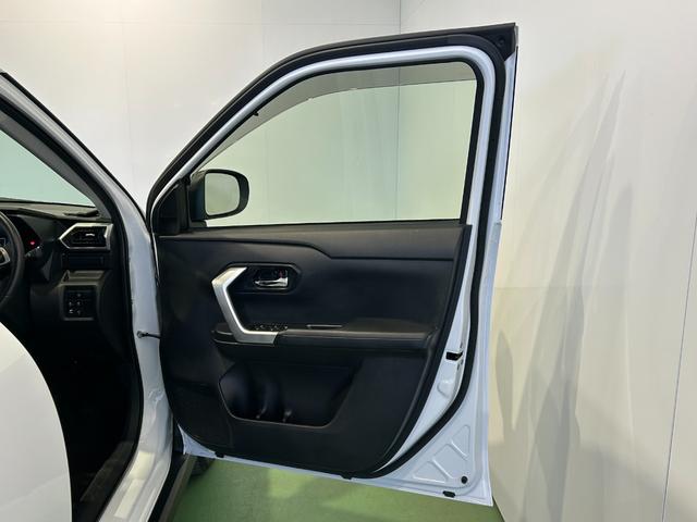 ロッキープレミアムＧパノラマモニタ−対応　衝突被害軽減ブレーキ　コ−ナ−センサ−　クル−ズコントロ−ル　フロントシ−トヒ−タ−　電動パーキング　アイドリングストップ機能（奈良県）の中古車