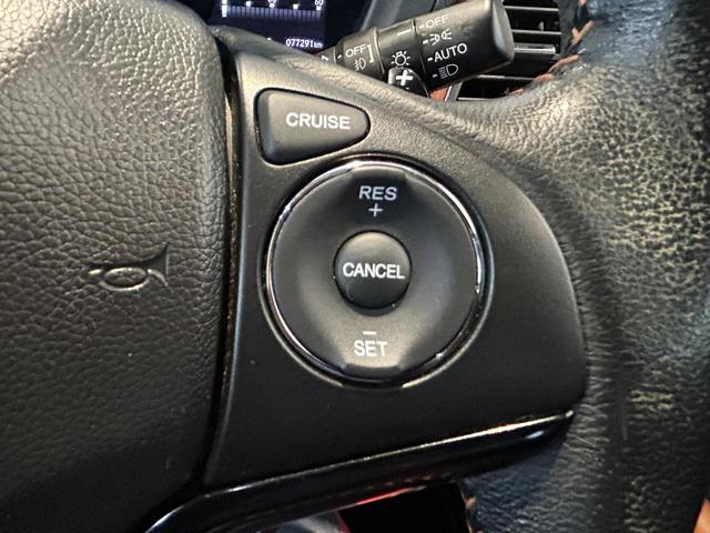 ヴェゼルハイブリッドＺナビゲーション　ドラレコ　ＥＴＣ　クル−ズコントロ−ル　プッシュボタンスタ−ト　電動パーキング　バックカメラ　ＬＥＤヘッドライト（奈良県）の中古車