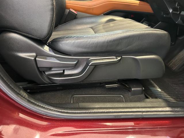 ヴェゼルハイブリッドＺナビゲーション　ドラレコ　ＥＴＣ　クル−ズコントロ−ル　プッシュボタンスタ−ト　電動パーキング　バックカメラ　ＬＥＤヘッドライト（奈良県）の中古車