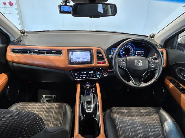 ヴェゼルハイブリッドＺナビゲーション　ドラレコ　ＥＴＣ　クル−ズコントロ−ル　プッシュボタンスタ−ト　電動パーキング　バックカメラ　ＬＥＤヘッドライト（奈良県）の中古車