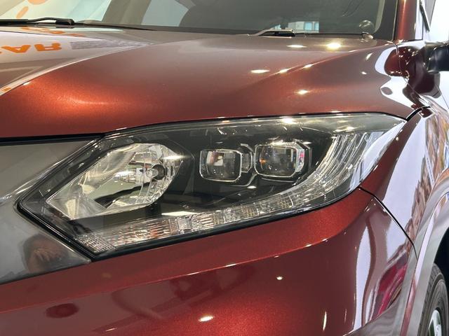 ヴェゼルハイブリッドＺナビゲーション　ドラレコ　ＥＴＣ　クル−ズコントロ−ル　プッシュボタンスタ−ト　電動パーキング　バックカメラ　ＬＥＤヘッドライト（奈良県）の中古車