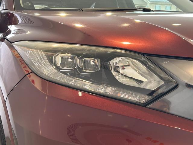 ヴェゼルハイブリッドＺナビゲーション　ドラレコ　ＥＴＣ　クル−ズコントロ−ル　プッシュボタンスタ−ト　電動パーキング　バックカメラ　ＬＥＤヘッドライト（奈良県）の中古車