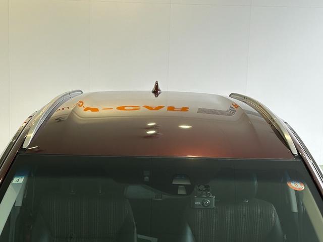 ヴェゼルハイブリッドＺナビゲーション　ドラレコ　ＥＴＣ　クル−ズコントロ−ル　プッシュボタンスタ−ト　電動パーキング　バックカメラ　ＬＥＤヘッドライト（奈良県）の中古車