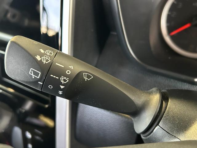 トールカスタムＧ　ターボバックカメラ対応　衝突被害軽減ブレーキ　コ−ナ−センサ−　全車速追従機能付ＡＣＣ　両側電動スライドドア　電動パーキング　プッシュボタンスタ−ト　ＬＥＤヘッドライト（奈良県）の中古車