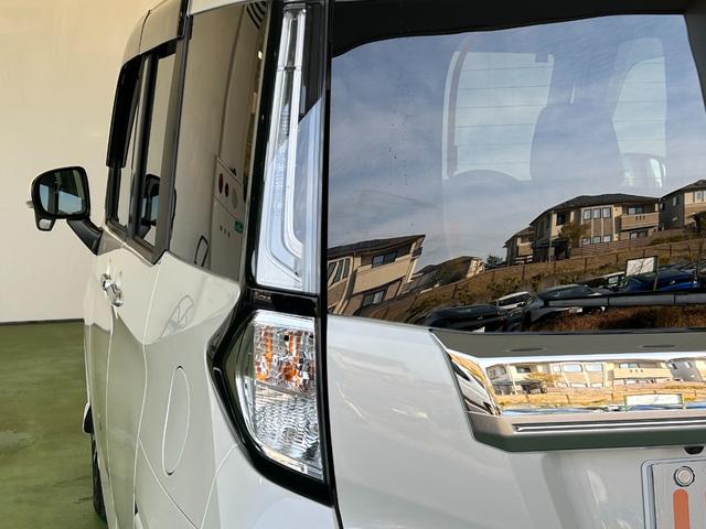 トールカスタムＧ　ターボバックカメラ対応　衝突被害軽減ブレーキ　コ−ナ−センサ−　全車速追従機能付ＡＣＣ　両側電動スライドドア　電動パーキング　プッシュボタンスタ−ト　ＬＥＤヘッドライト（奈良県）の中古車