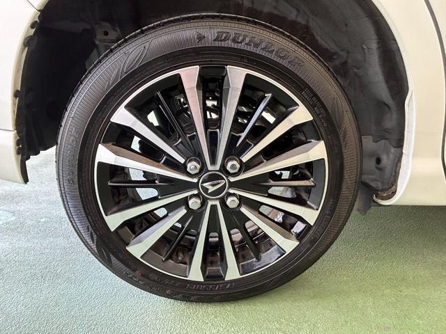 トールカスタムＧ　ターボバックカメラ対応　衝突被害軽減ブレーキ　コ−ナ−センサ−　全車速追従機能付ＡＣＣ　両側電動スライドドア　電動パーキング　プッシュボタンスタ−ト　ＬＥＤヘッドライト（奈良県）の中古車