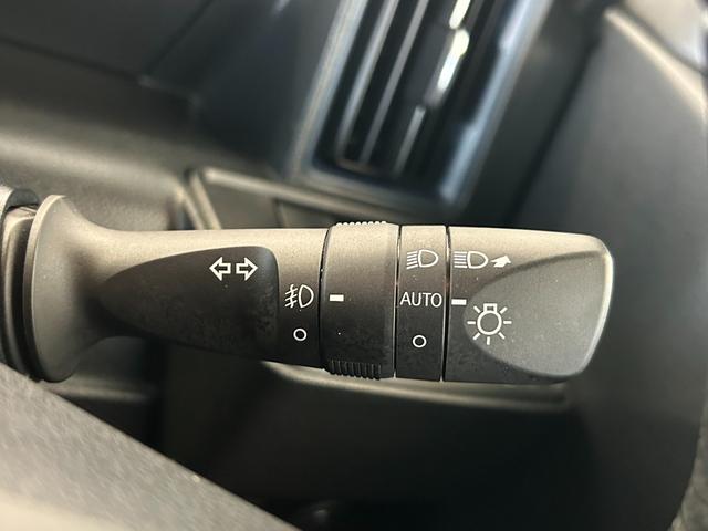 タントカスタムＲＳタ−ボ　ディスプレイオーディオ　ドラレコ　ＥＴＣ　衝突被害軽減ブレーキ　コ−ナ−センサ−　両側電動スライドドア　アイドリングストップ機能　シ−トヒ−タ−　電動パーキング　バックカメラ（奈良県）の中古車