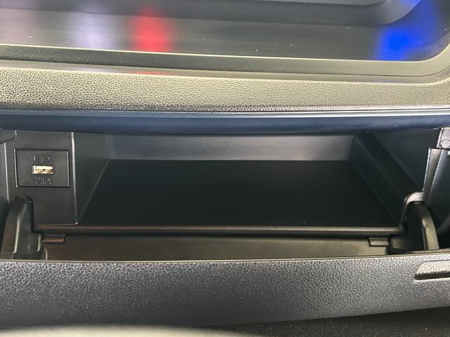 タントカスタムＲＳタ−ボ　ディスプレイオーディオ　ドラレコ　ＥＴＣ　衝突被害軽減ブレーキ　コ−ナ−センサ−　両側電動スライドドア　アイドリングストップ機能　シ−トヒ−タ−　電動パーキング　バックカメラ（奈良県）の中古車