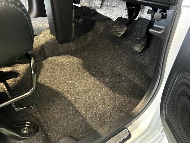 タントカスタムＲＳタ−ボ　ディスプレイオーディオ　ドラレコ　ＥＴＣ　衝突被害軽減ブレーキ　コ−ナ−センサ−　両側電動スライドドア　アイドリングストップ機能　シ−トヒ−タ−　電動パーキング　バックカメラ（奈良県）の中古車