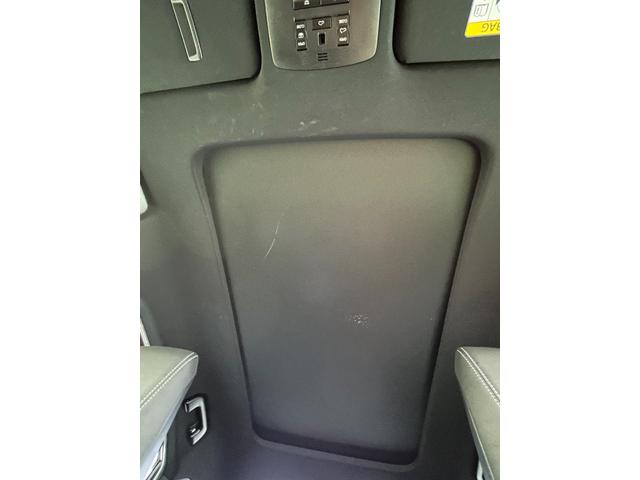 ハリアーエレガンス　ＧＲスポーツナビゲーション　ＥＴＣ　ドラレコ　クル−ズコントロ−ル　電動パーキング　衝突被害軽減ブレーキ　プッシュボタンスタ−ト　バックカメラ（奈良県）の中古車