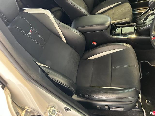 ハリアーエレガンス　ＧＲスポーツナビゲーション　ＥＴＣ　ドラレコ　クル−ズコントロ−ル　電動パーキング　衝突被害軽減ブレーキ　プッシュボタンスタ−ト　バックカメラ（奈良県）の中古車