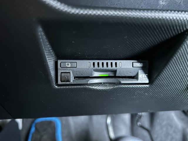 ロッキープレミアムＧ　ＨＥＶハイブリッド　ナビ　ドラレコ　ＥＴＣ　衝突被害軽減ブレーキ　コ−ナ−センサ−　全車速追従付ＡＣＣ　シ−トヒ−タ−　電動パーキング　パノラマモニタ−（奈良県）の中古車