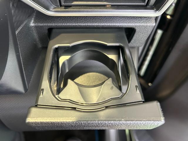 ロッキープレミアムＧ　ＨＥＶハイブリッド　ナビ　ドラレコ　ＥＴＣ　衝突被害軽減ブレーキ　コ−ナ−センサ−　全車速追従付ＡＣＣ　シ−トヒ−タ−　電動パーキング　パノラマモニタ−（奈良県）の中古車