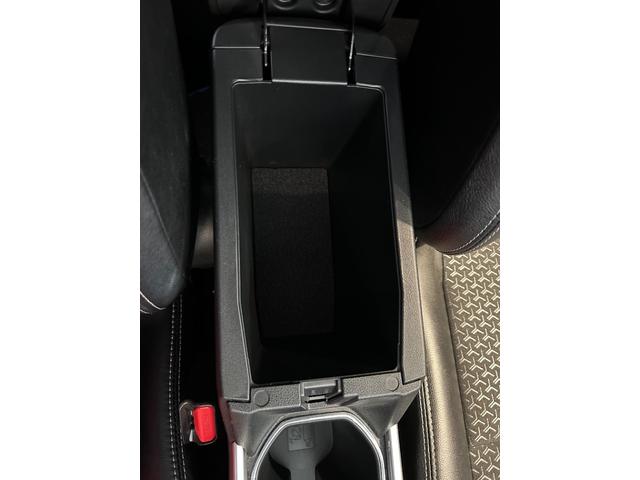 ロッキープレミアムＧ　ＨＥＶハイブリッド　ナビ　ドラレコ　ＥＴＣ　衝突被害軽減ブレーキ　コ−ナ−センサ−　全車速追従付ＡＣＣ　シ−トヒ−タ−　電動パーキング　パノラマモニタ−（奈良県）の中古車