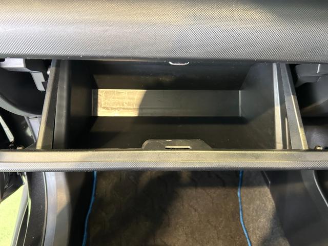 ロッキープレミアムＧ　ＨＥＶハイブリッド　ナビ　ドラレコ　ＥＴＣ　衝突被害軽減ブレーキ　コ−ナ−センサ−　全車速追従付ＡＣＣ　シ−トヒ−タ−　電動パーキング　パノラマモニタ−（奈良県）の中古車