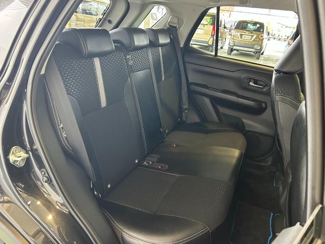 ロッキープレミアムＧ　ＨＥＶハイブリッド　ナビ　ドラレコ　ＥＴＣ　衝突被害軽減ブレーキ　コ−ナ−センサ−　全車速追従付ＡＣＣ　シ−トヒ−タ−　電動パーキング　パノラマモニタ−（奈良県）の中古車