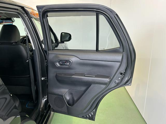 ロッキープレミアムＧ　ＨＥＶハイブリッド　ナビ　ドラレコ　ＥＴＣ　衝突被害軽減ブレーキ　コ−ナ−センサ−　全車速追従付ＡＣＣ　シ−トヒ−タ−　電動パーキング　パノラマモニタ−（奈良県）の中古車