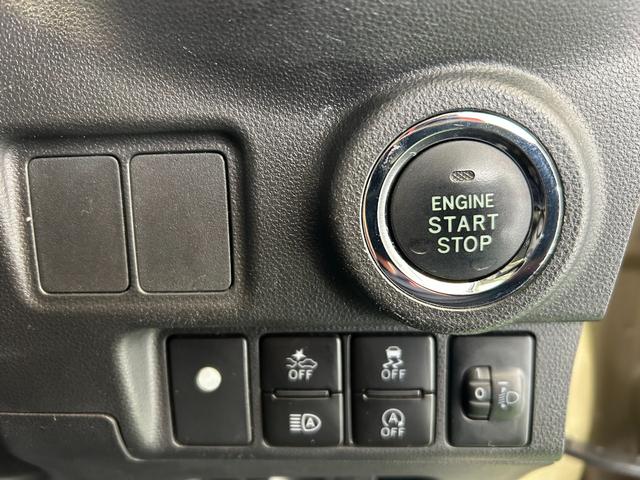 キャストアクティバＧ　リミテッド　ＳＡIIIナビ　ドラレコ　ＥＴＣ　衝突被害軽減ブレーキ　テレビキャンセラー　オ−トハイビ−ム　アイドリングストップ機能　フロントシ−トヒ−タ−　パノラマモニタ−　プッシュボタンスタ−ト（奈良県）の中古車