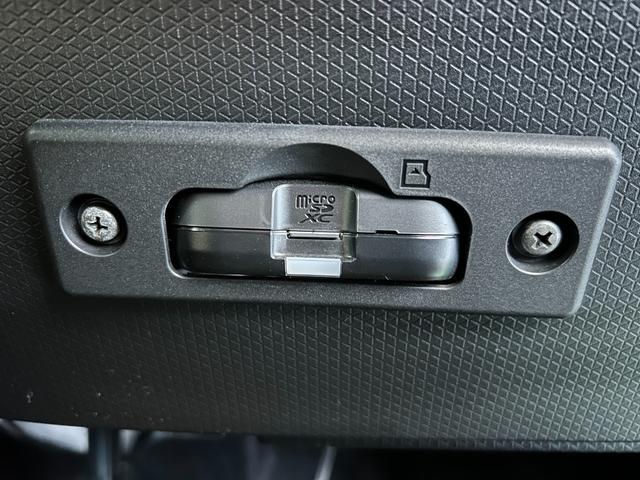 タントカスタムＸナビ　ドラレコ　ＥＴＣ　衝突被害軽減ブレーキ　バックカメラ　コ−ナ−センサ−　シ−トヒ−タ−　ロングスライドシ−ト　アイドリングストップ機能　両側電動スライドドア　プッシュボタンスタ−ト（奈良県）の中古車