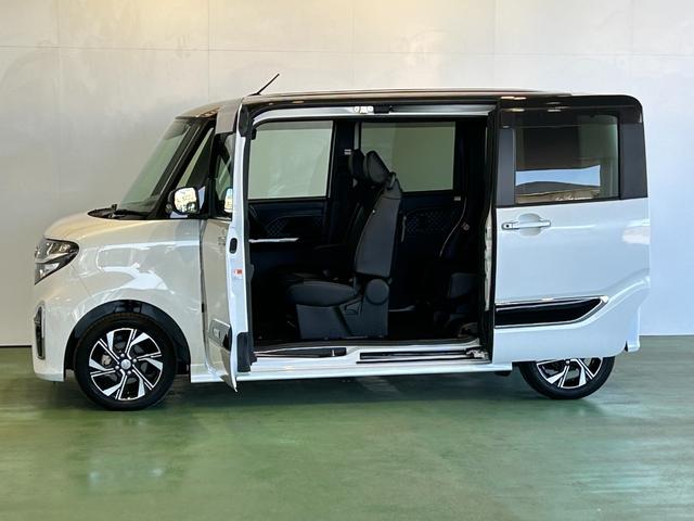 タントカスタムＸナビ　ドラレコ　ＥＴＣ　衝突被害軽減ブレーキ　バックカメラ　コ−ナ−センサ−　シ−トヒ−タ−　ロングスライドシ−ト　アイドリングストップ機能　両側電動スライドドア　プッシュボタンスタ−ト（奈良県）の中古車