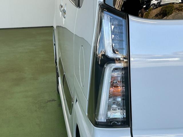 タントカスタムＸナビ　ドラレコ　ＥＴＣ　衝突被害軽減ブレーキ　バックカメラ　コ−ナ−センサ−　シ−トヒ−タ−　ロングスライドシ−ト　アイドリングストップ機能　両側電動スライドドア　プッシュボタンスタ−ト（奈良県）の中古車