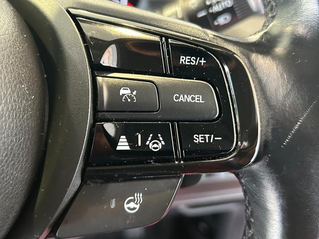 ヴェゼルe:HEV Zナビ ドラレコ ETC2.0 クル−ズコントロ−ル テレビキャンセラー コ−ナ−センサ− 衝突被害軽減ブレーキ バックカメラ LEDヘッドライト(奈良県)の中古車