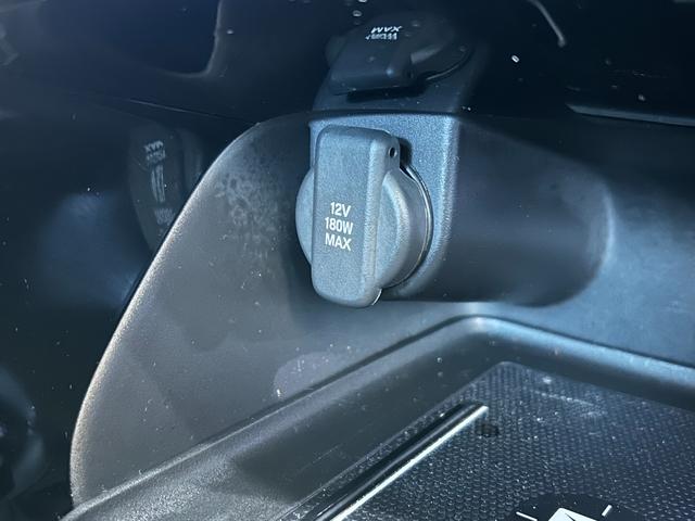 ヴェゼルe:HEV Zナビ ドラレコ ETC2.0 クル−ズコントロ−ル テレビキャンセラー コ−ナ−センサ− 衝突被害軽減ブレーキ バックカメラ LEDヘッドライト(奈良県)の中古車