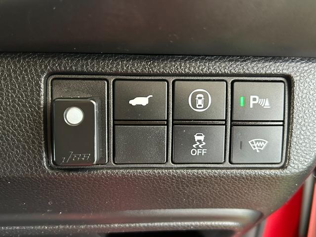 ヴェゼルe:HEV Zナビ ドラレコ ETC2.0 クル−ズコントロ−ル テレビキャンセラー コ−ナ−センサ− 衝突被害軽減ブレーキ バックカメラ LEDヘッドライト(奈良県)の中古車