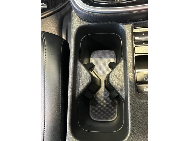 ヴェゼルe:HEV Zナビ ドラレコ ETC2.0 クル−ズコントロ−ル テレビキャンセラー コ−ナ−センサ− 衝突被害軽減ブレーキ バックカメラ LEDヘッドライト(奈良県)の中古車