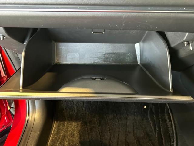 ヴェゼルe:HEV Zナビ ドラレコ ETC2.0 クル−ズコントロ−ル テレビキャンセラー コ−ナ−センサ− 衝突被害軽減ブレーキ バックカメラ LEDヘッドライト(奈良県)の中古車