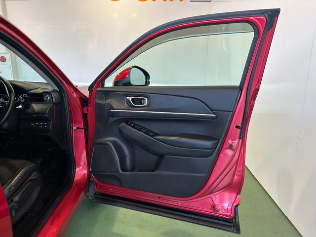 ヴェゼルe:HEV Zナビ ドラレコ ETC2.0 クル−ズコントロ−ル テレビキャンセラー コ−ナ−センサ− 衝突被害軽減ブレーキ バックカメラ LEDヘッドライト(奈良県)の中古車