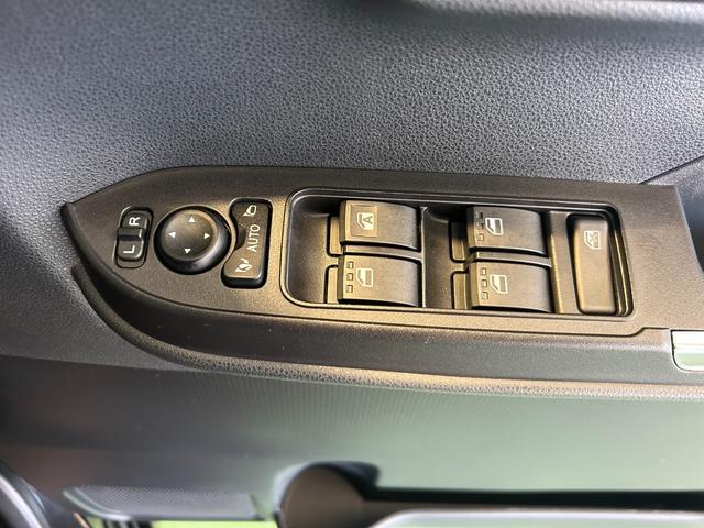 タントカスタムＲＳタ−ボ車　ディスプレイオーディオ　衝突被害軽減ブレーキ　コ−ナ−センサ−　両側電動スライドドア　電動パーキング　アイドリングストップ機能　シ−トヒ−タ−　パノラマモニタ−　ＬＥＤヘッドライト（奈良県）の中古車