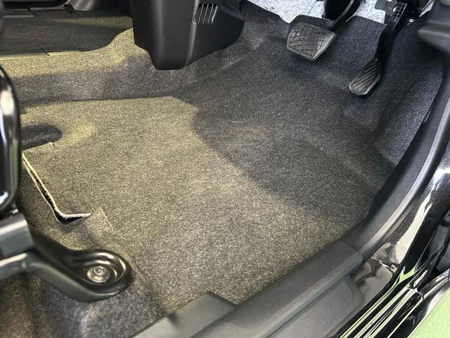 タントカスタムＲＳタ−ボ車　ディスプレイオーディオ　衝突被害軽減ブレーキ　コ−ナ−センサ−　両側電動スライドドア　電動パーキング　アイドリングストップ機能　シ−トヒ−タ−　パノラマモニタ−　ＬＥＤヘッドライト（奈良県）の中古車