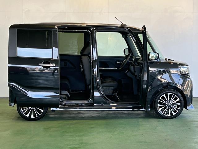 タントカスタムＲＳタ−ボ車　ディスプレイオーディオ　衝突被害軽減ブレーキ　コ−ナ−センサ−　両側電動スライドドア　電動パーキング　アイドリングストップ機能　シ−トヒ−タ−　パノラマモニタ−　ＬＥＤヘッドライト（奈良県）の中古車