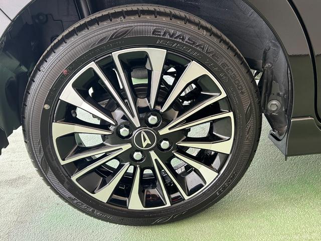 タントカスタムＲＳタ−ボ車　ディスプレイオーディオ　衝突被害軽減ブレーキ　コ−ナ−センサ−　両側電動スライドドア　電動パーキング　アイドリングストップ機能　シ−トヒ−タ−　パノラマモニタ−　ＬＥＤヘッドライト（奈良県）の中古車