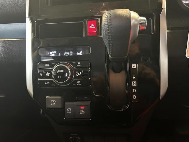 トールカスタムＧ　ターボバックカメラ対応　両側電動スライドドア　衝突被害軽減ブレーキ　コ−ナ−センサ−　全車速追従機能付ＡＣＣ　アイドリングストップ機能　プッシュボタンスタ−ト　電動パーキング　ＬＥＤヘッドライト（奈良県）の中古車