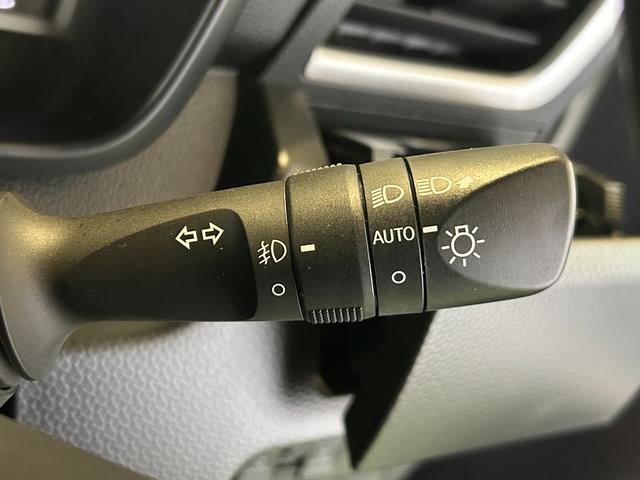 トールカスタムＧ　ターボバックカメラ対応　両側電動スライドドア　衝突被害軽減ブレーキ　コ−ナ−センサ−　全車速追従機能付ＡＣＣ　アイドリングストップ機能　プッシュボタンスタ−ト　電動パーキング　ＬＥＤヘッドライト（奈良県）の中古車