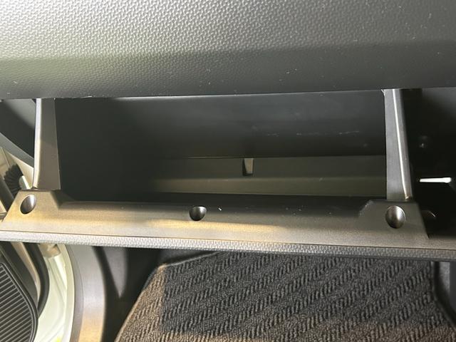 トールカスタムＧ　ターボバックカメラ対応　両側電動スライドドア　衝突被害軽減ブレーキ　コ−ナ−センサ−　全車速追従機能付ＡＣＣ　アイドリングストップ機能　プッシュボタンスタ−ト　電動パーキング　ＬＥＤヘッドライト（奈良県）の中古車