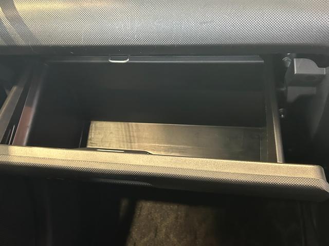 ロッキープレミアムナビ　ドラレコ　ＥＴＣ　シ−トヒ−タ−　衝突被害軽減ブレーキ　コ−ナ−センサ−　テレビキャンセラー　アイドリングストップ機能　プッシュボタンスタ−ト　テレビキャンセラー　パノラマモニタ−（奈良県）の中古車