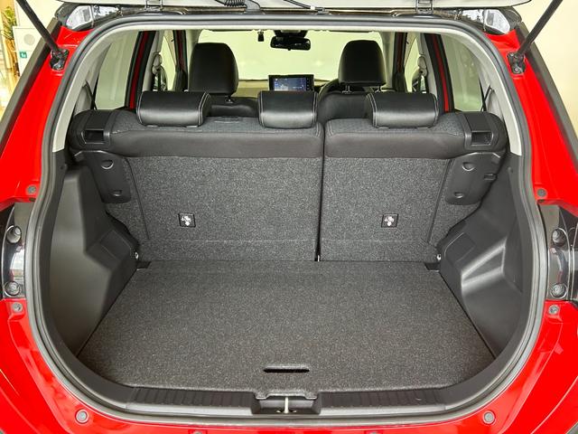 ロッキープレミアムナビ　ドラレコ　ＥＴＣ　シ−トヒ−タ−　衝突被害軽減ブレーキ　コ−ナ−センサ−　テレビキャンセラー　アイドリングストップ機能　プッシュボタンスタ−ト　テレビキャンセラー　パノラマモニタ−（奈良県）の中古車