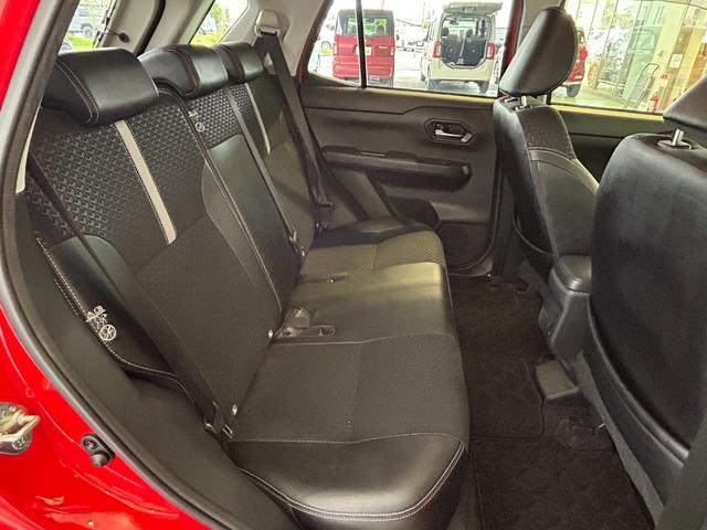 ロッキープレミアムナビ　ドラレコ　ＥＴＣ　シ−トヒ−タ−　衝突被害軽減ブレーキ　コ−ナ−センサ−　テレビキャンセラー　アイドリングストップ機能　プッシュボタンスタ−ト　テレビキャンセラー　パノラマモニタ−（奈良県）の中古車