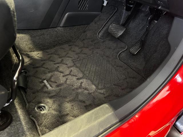 ロッキープレミアムナビ　ドラレコ　ＥＴＣ　シ−トヒ−タ−　衝突被害軽減ブレーキ　コ−ナ−センサ−　テレビキャンセラー　アイドリングストップ機能　プッシュボタンスタ−ト　テレビキャンセラー　パノラマモニタ−（奈良県）の中古車