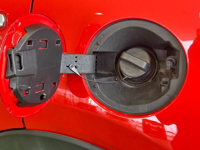 ロッキープレミアムナビ　ドラレコ　ＥＴＣ　シ−トヒ−タ−　衝突被害軽減ブレーキ　コ−ナ−センサ−　テレビキャンセラー　アイドリングストップ機能　プッシュボタンスタ−ト　テレビキャンセラー　パノラマモニタ−（奈良県）の中古車