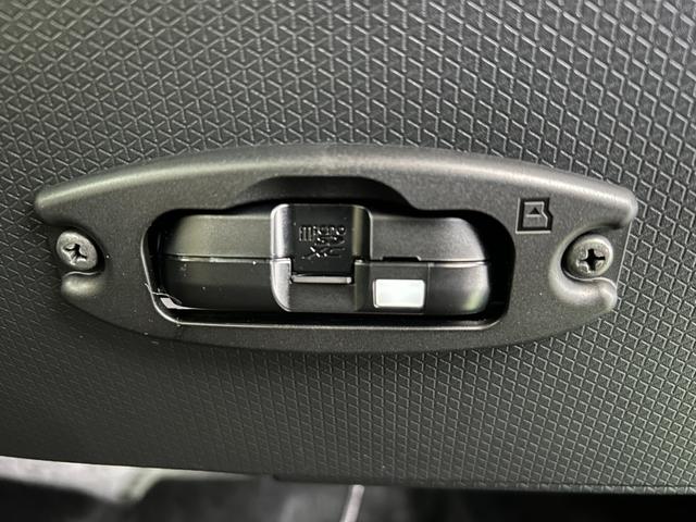 タントＸナビ　ドラレコ　ＥＴＣ　コ−ナ−センサ−　衝突被害軽減ブレーキ　両側電動スライドドア　シ−トヒ−タ−　アイドリングストップ機能　電動パーキング　パノラマモニタ−　プッシュボタンスタ−ト（奈良県）の中古車