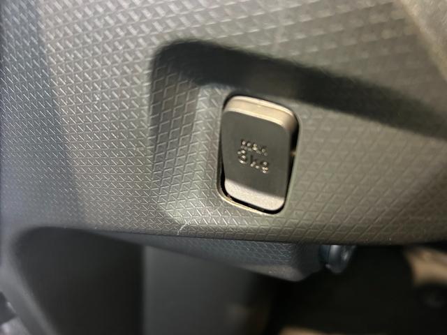 タントＸナビ　ドラレコ　ＥＴＣ　コ−ナ−センサ−　衝突被害軽減ブレーキ　両側電動スライドドア　シ−トヒ−タ−　アイドリングストップ機能　電動パーキング　パノラマモニタ−　プッシュボタンスタ−ト（奈良県）の中古車