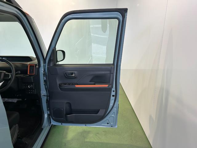 タントファンクロスターボナビ　ドラレコ　コ−ナ−センサ−　衝突被害軽減ブレーキ　フロントシ−トヒ−タ−　両側電動スライドドア　アイドリングストップ機能　バックカメラ　プッシュボタンスタ−ト　電動パーキング（奈良県）の中古車